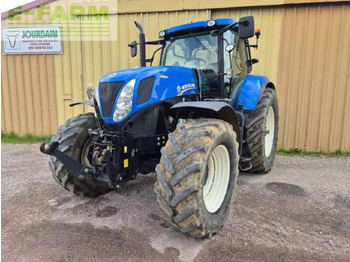 Traktor NEW HOLLAND T7.250