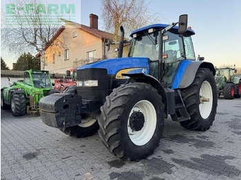 Traktor NEW HOLLAND TM