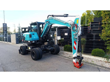 Ratastel ekskavaator BOBCAT E57W