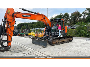Lintekskavaator Doosan Kettenbagger DX 235 LCR-5, hyd. SW OilQuick 70-55: pilt 2