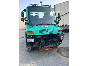 Veoauto UNIMOG U300