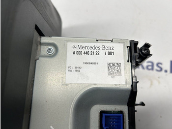 Varuosa - Veoauto Mercedes-Benz multimedia, radio: pilt 4