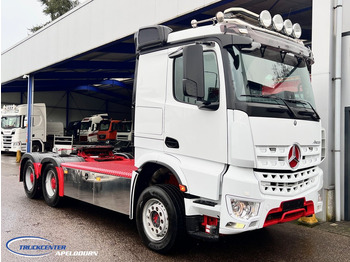 Sadulveok MERCEDES-BENZ Arocs 3351