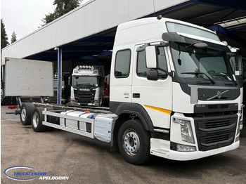 Kabiinišassiiga veoauto VOLVO FM 410