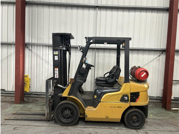 Gaasitõstuk CATERPILLAR GP