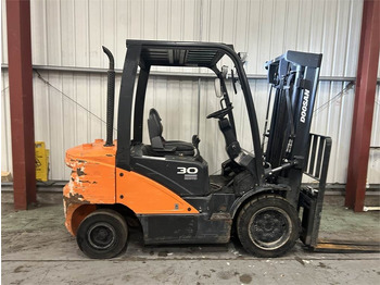 Diiseltõstuk Doosan D30S-5: pilt 5