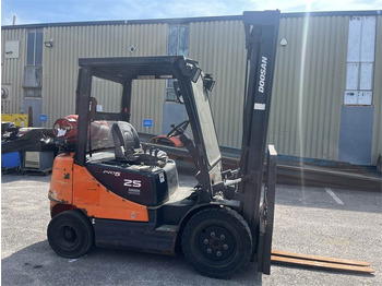 Gaasitõstuk Doosan G25E-5: pilt 2