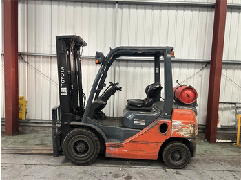 Gaasitõstuk TOYOTA FGF 25