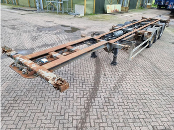 Konteinerveduk/ Tõstukiga poolhaagis NETAM-FRUEHAUF