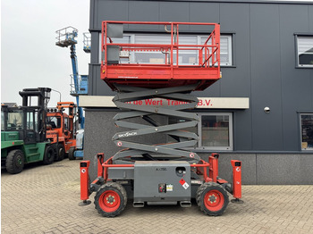 Käärlift Skyjack SJ 6832RT Schaarhoogwerker / Scissor / Arbeitsbuhne 2016 4X4 Kubota Diesel 12M Werkhoogte: pilt 5