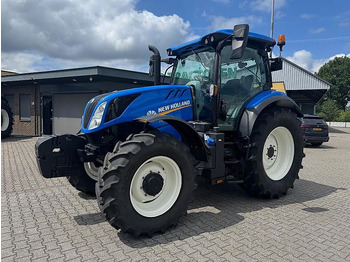 Traktor NEW HOLLAND T6.145
