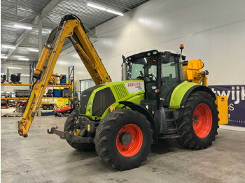 Traktor CLAAS Axion 820