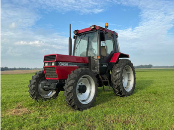 Traktor CASE IH XL