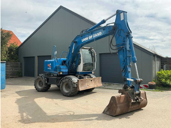 Ratastel ekskavaator Hitachi ZX130W: pilt 2