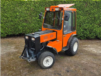 Munitsipaaltraktor HOLDER