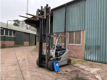 Kahveltõstuk STILL RX60