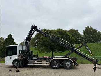 Veoauto 2007 MERCEDES-BENZ ECONIC CRANE TRUCK HIAB 220 - 6X2: pilt 4 Veoauto 2007 MERCEDES-BENZ ECONIC CRANE TRUCK HIAB 220 - 6X2: pilt 4