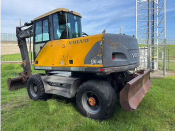 Ratastel ekskavaator Volvo EW140: pilt 4