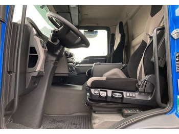 Interior photo 2: Konkstõstukiga veoauto MAN TGM 18.320 BL 4x2 Abrollkipper 14t Automatik