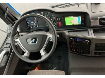 Interior photo 1: Konkstõstukiga veoauto MAN TGM 18.320 BL 4x2 Abrollkipper 14t Automatik