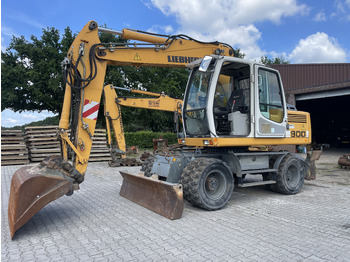 Ratastel ekskavaator LIEBHERR A 900