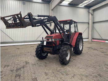 Traktor CASE IH