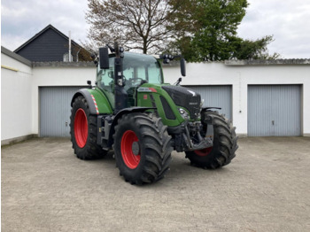 Traktor FENDT 724 Vario