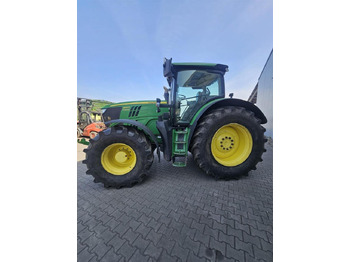 Traktor JOHN DEERE 6210R