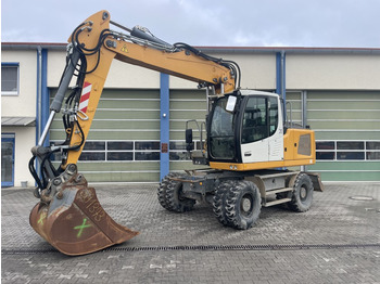 Ratastel ekskavaator LIEBHERR A 918