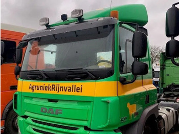 Kabiin ja interjöör DAF CF