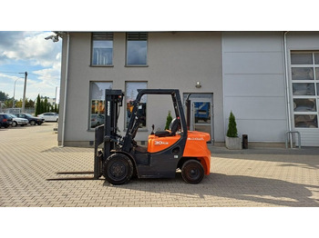 Diiseltõstuk DOOSAN