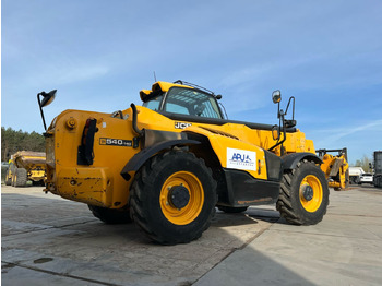 Teleskooplaadur JCB