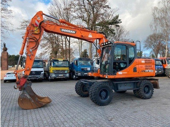 Ratastel ekskavaator DOOSAN DX160W-3