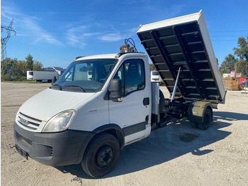 Tarbesõiduk kallur IVECO Daily