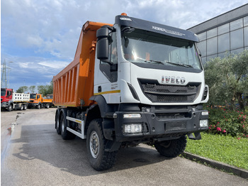 Kallurauto IVECO Trakker