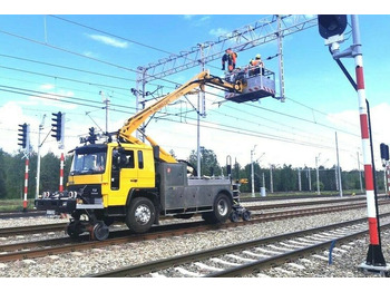 Veoautolt tõusev platvorm VOLVO