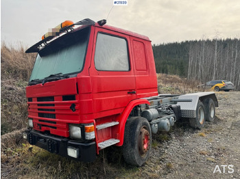 Kabiinišassiiga veoauto SCANIA P112
