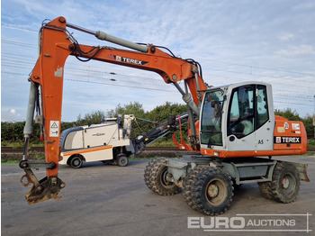 Ratastel ekskavaator TEREX