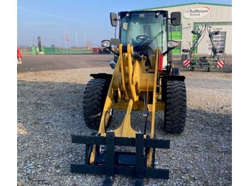 Rataslaadur CATERPILLAR 908H