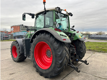 Traktor Fendt 724 Vario S4 Profi Plus: pilt 2