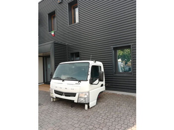 Kabiin ja interjöör MITSUBISHI
