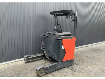 Lükandmastiga tõstuk LINDE R14
