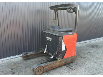 Lükandmastiga tõstuk LINDE R16