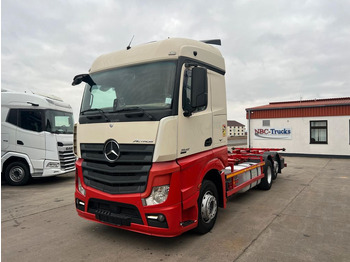 Konteinerveduk/ Tõstukiga veoauto MERCEDES-BENZ Actros 2542