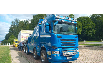 Puksiirauto SCANIA