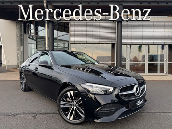 Sedaan MERCEDES-BENZ