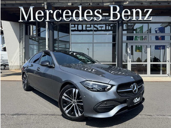 Sedaan MERCEDES-BENZ