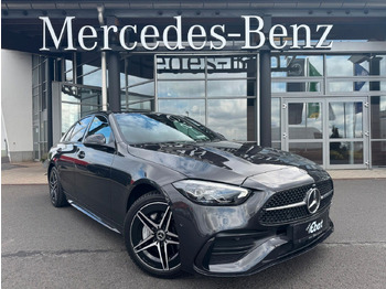 Sedaan MERCEDES-BENZ