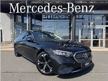 Auto MERCEDES-BENZ