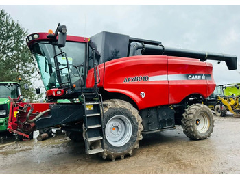 Kombain CASE IH